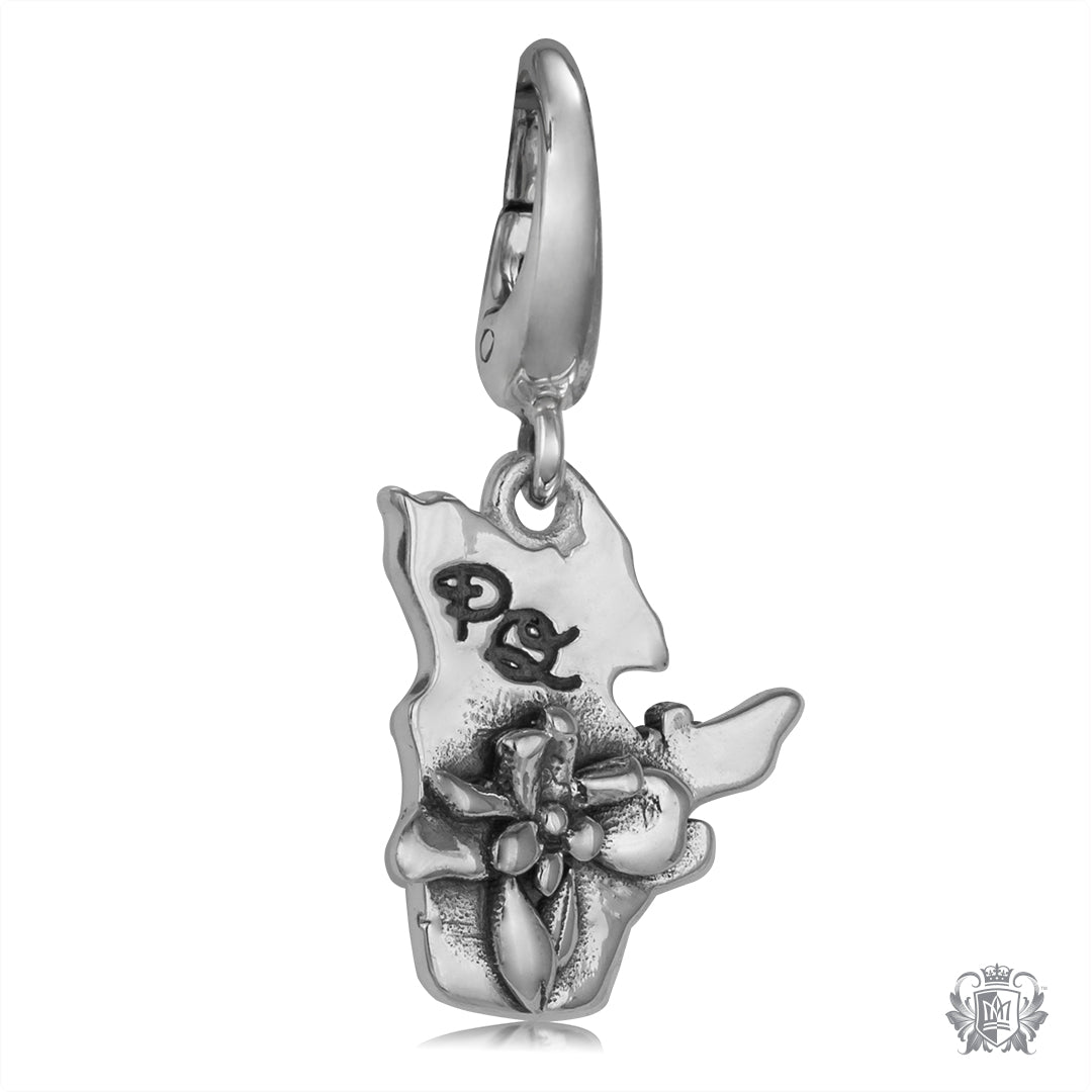 Quebec Charm – Metalsmiths Sterling