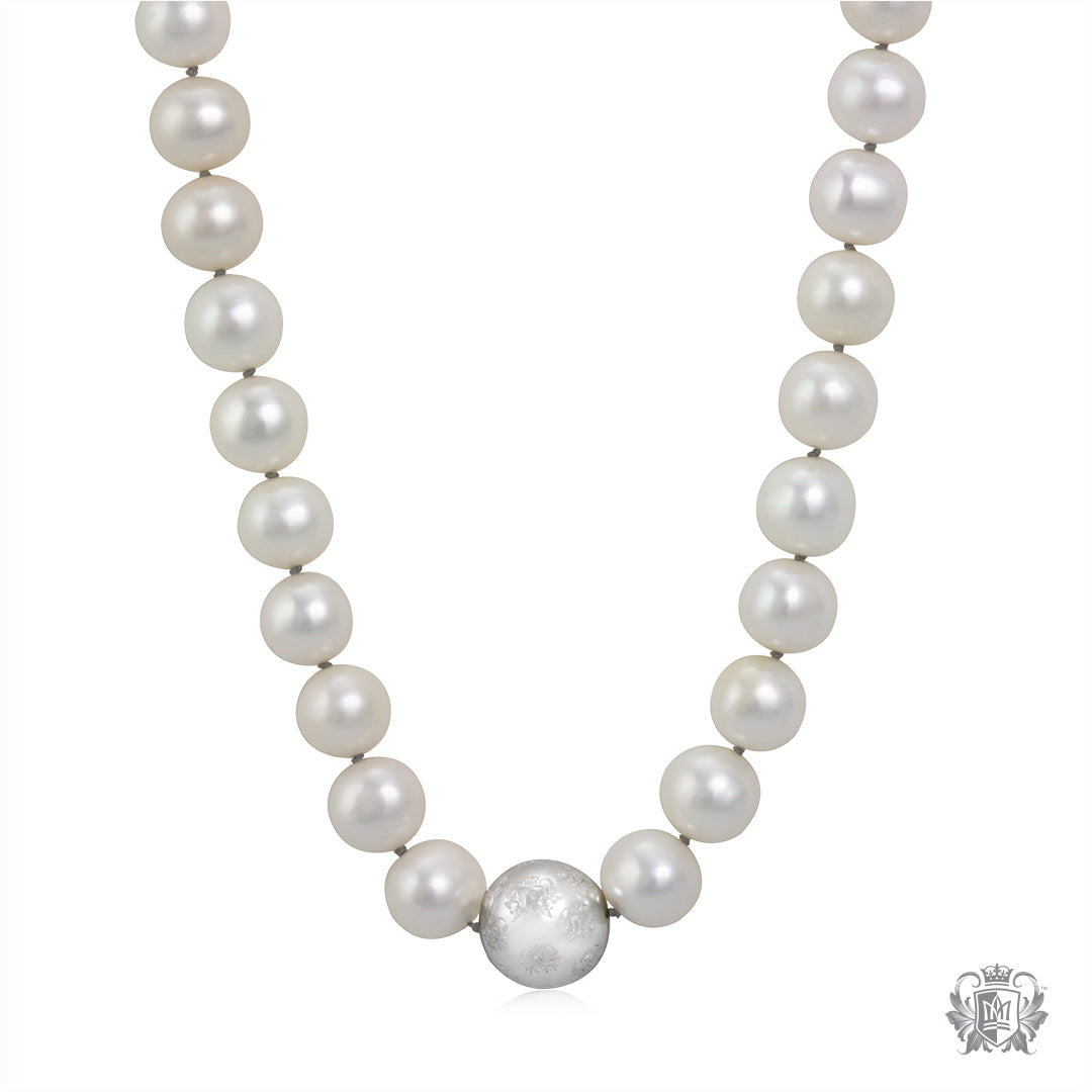 Fresh Water Pearl Necklace with Sapphire Clasp