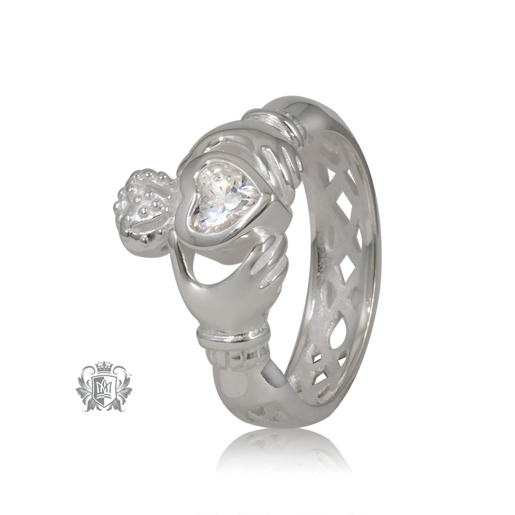Weave Back Cubic Claddagh Ring