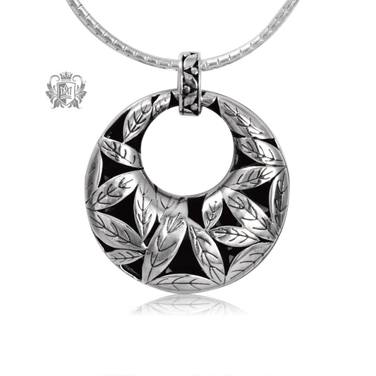 Large Leafy Round Pendant