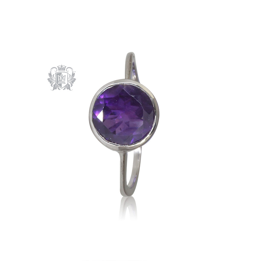 Oval Amethyst Ring