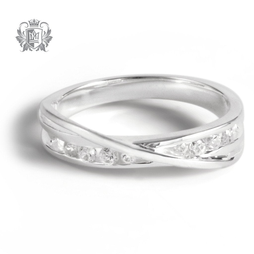 Cubic Cross Over Ring - Metalsmiths Sterling‚Ñ¢ Canada